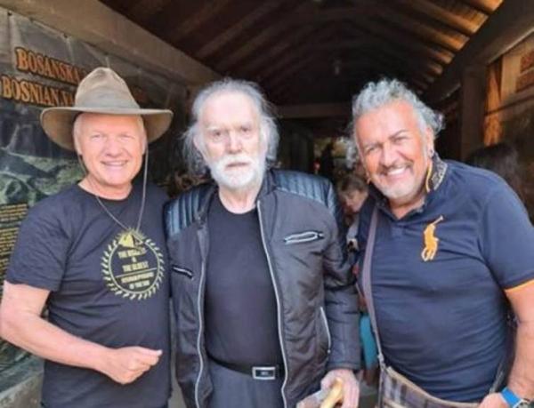 JOSIP PEJAKOVIĆ I DRAGAN MARINKOVIĆ ‘PUNILI BATERIJE’ U DOLINI PIRAMIDA U VISOKOM