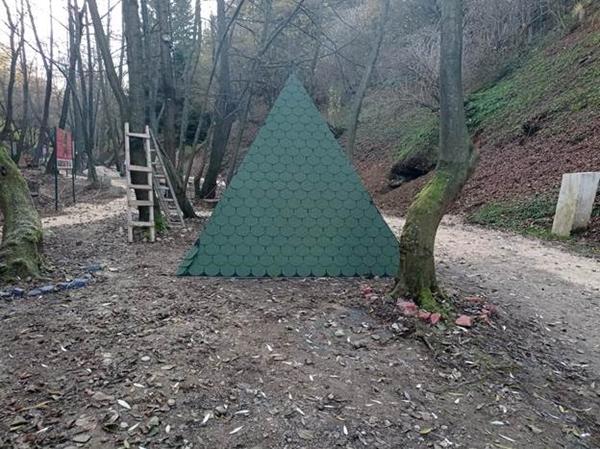 NOVA INSTALACIJA U ‘MAGIČNOJ ŠUMI’