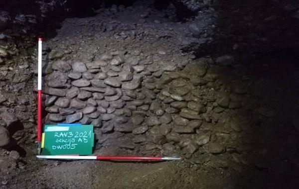 Suhozid 005, tuneli Ravne 3