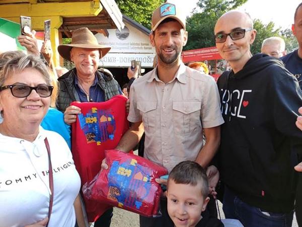NOVAKU I SEMIRU URUČENE DUKSERICE UDRUŽENJA “SRCE ZA DJECU OBOLJELU OD RAKA”
