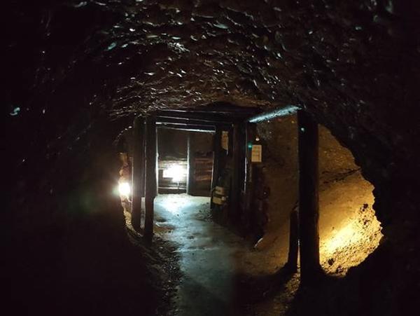 OKTOBARSKA FOTO PRIČA IZ PRAHISTORIJSKIH PODZEMNIH TUNELA RAVNE