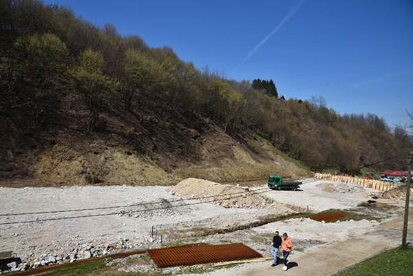 INFRASTRUKTURNI PROJEKTI I NOVI SADRŽAJI OBILJEŽILI 2022.GODINU U BOSANSKOJ DOLINI PIRAMIDA