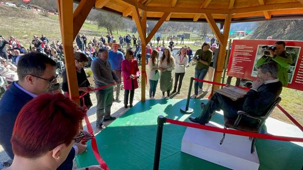 Svečano otvoren Trg Nikole Tesle u parku “Ravne 2”