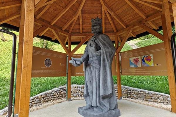Arheološki park “Ravne 2” domaćin poznatim muzičarima, sutra otvorenje statue kralja Tvrtka