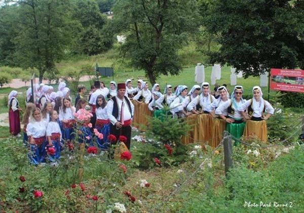 ČLANOVI KUD „LJILJAN“ NASTUPILI U PREDIVNOM PARKU „RAVNE 2“