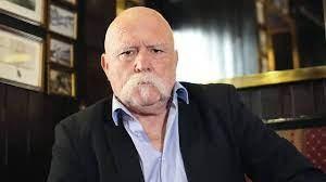 SAMOBOR U SUMERSKOM OKRUŽENJU