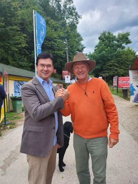 MIRNES AJANOVIĆ: ‘IMPRESIVNO!’