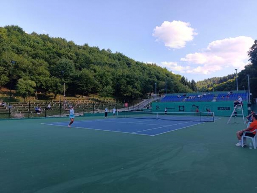 EMA BURGIĆ I KATARINA KUŽMOVA U VELIKOM FINALU „PYRAMID CUPA 2025.“