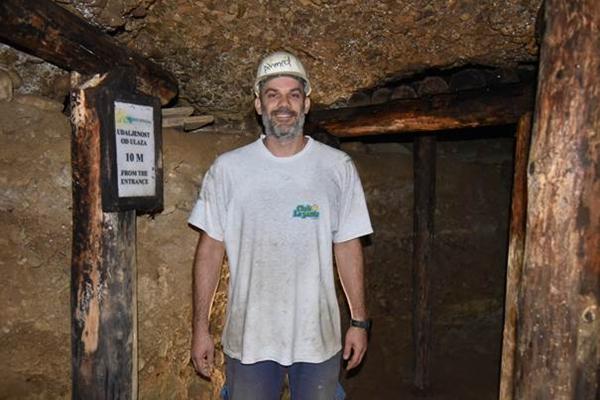 VOLONTER ADI IZ NJEMAČKE ODUŠEVLJEN BOSANSKOM PIRAMIDOM MJESECA