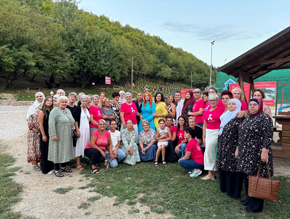 U PARKU „RAVNE 2“ ODRŽANA PROMOCIJA KNJIGE „ČVRSTO DRŽI MI RUKU“, AUTORICE IRME HUSIĆ