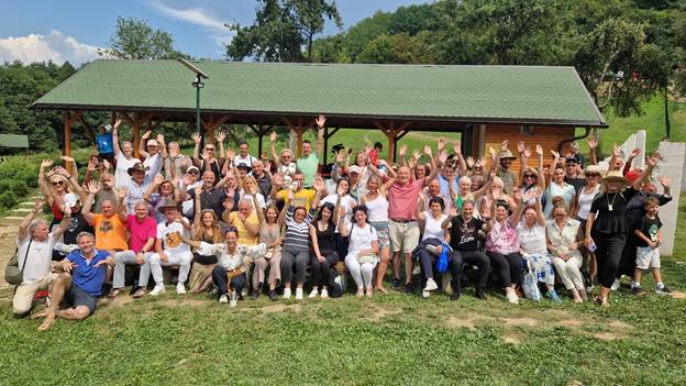 REGIONALNI LIDERI SVJESNOSTI U PARKU SU NASTAVAK SREDNJEVJEKOVNE BOSANSKE TRADICIJE SVJETLOSTI