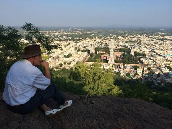 PIRAMIDALNI TORNJEVI INDIJE