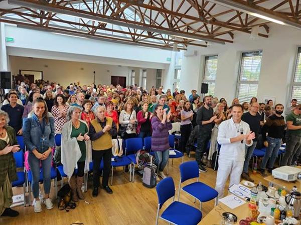 STANDING OVATION TO DR OSMANAGICH IN SLOVAKIA