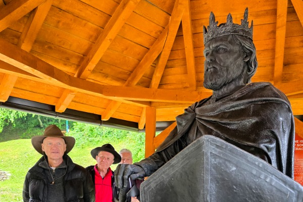 U Parku Ravne 2 otvoren paviljon posvećen kralju Samu i Karantaniji