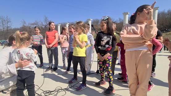 DJEČIJI DISCO I KARAOKE U PARKU U SUBOTU