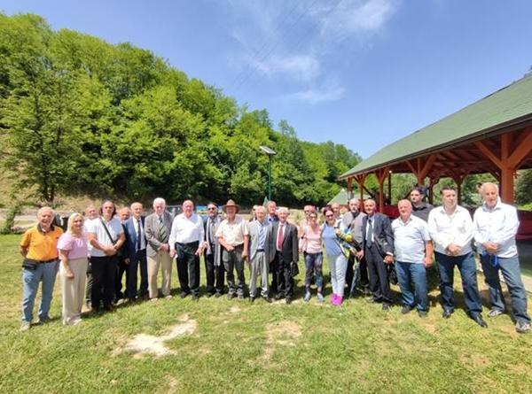 U PARKU „RAVNE 2“ ODRŽANA IZBORNA SKUPŠTINA AKADEMIJE PRIRODNIH I TEHNIČKIH NAUKA (APTN)