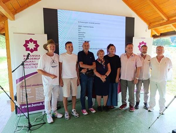 DR. OSMANAGIĆ ODRŽAO PREDAVANJE NA TEMU „STRATEGIJA EKONOMSKOG RAZVOJA I NOVA ORGANIZACIJA BIH“