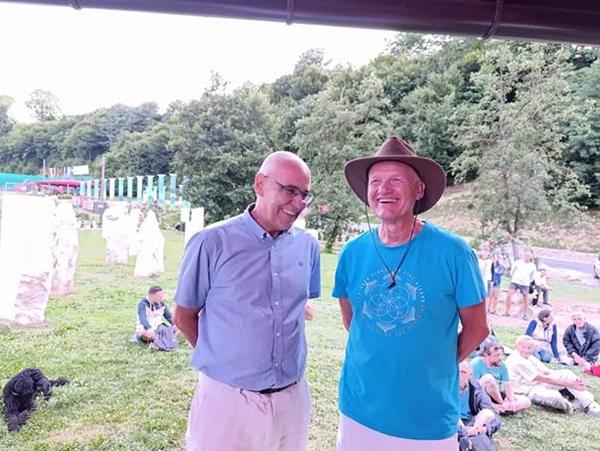 DR. OSMANAGIĆ SVEČANO OTVORIO SKUP MIRA U PARKU „RAVNE 2“