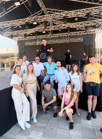 SPEKTAKL U SUBOTU U PARKU: ČOLINE PJESME