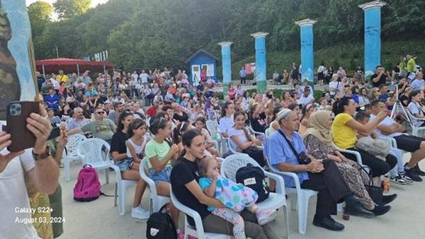 ZAHVALNOST I POŠTOVANJE