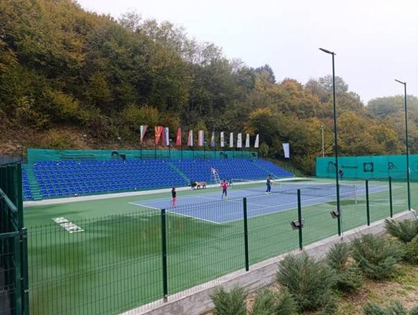 NAKON ŠTETE IZAZVANE POPLAVAMA, REGIONALNI TENISKI CENTAR FONDACIJE PONOVO U FUNKCIJI I SA IGRAČIMA NA TERENU