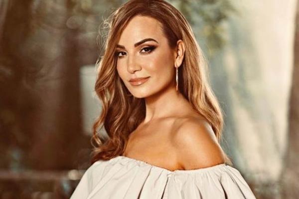 JELENA TOMAŠEVIĆ NASTUPA NA FESTIVALU U PARKU ‘RAVNE 2’