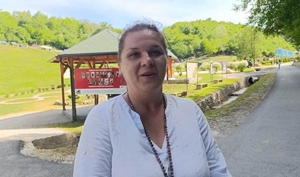 PARK „RAVNE 2“ UGOSTIO SEMINAR AJURVEDE I GONG MEDITACIJE