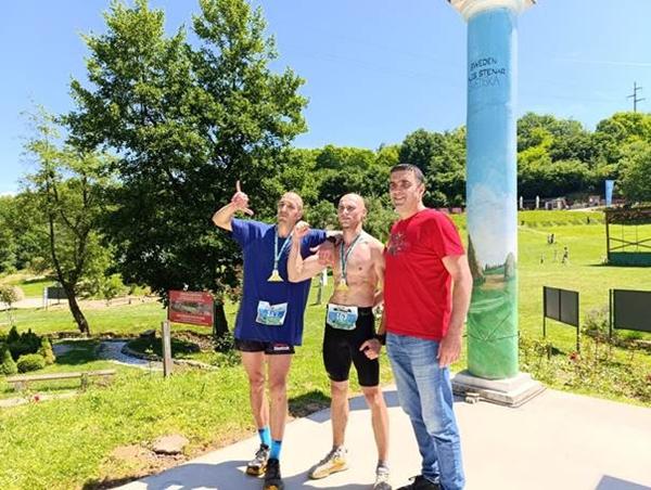 U PARKU „RAVNE 2“ ODRŽAN „PYRAMID TRAIL 2025“, NA 20 KILOMETARA SLAVILI BELMA BARALIJA I KRISTIJAN ŠLJIVIĆ