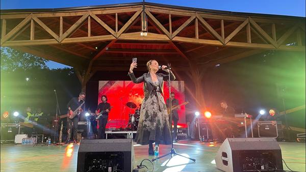 Koncert Jelene Tomašević u parku “Ravne 2” (21.06.2025)