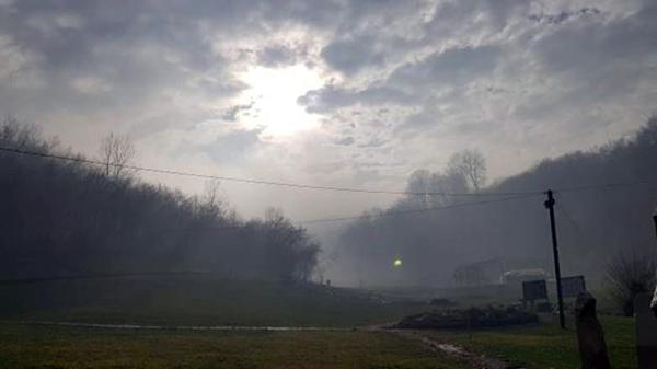 SNIMLJENA KUGLASTA MUNJA