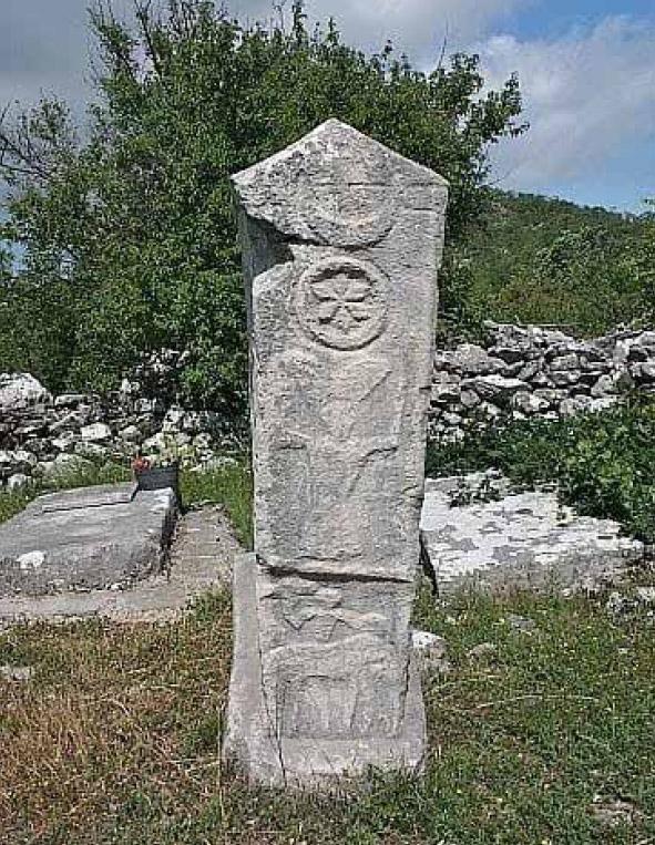 BOŽICA “TANIT” NA STEĆKU KRAJ STRUKOVNIH LAŽI I PODVALA