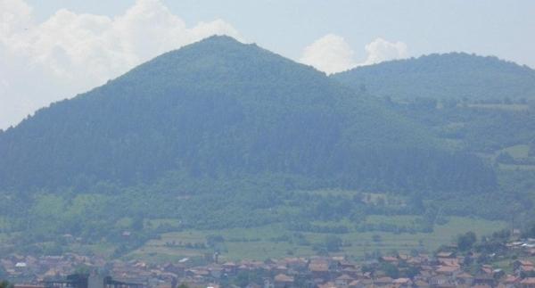 Semir Osmanagić: 10 razloga zašto je projekt bosanskih piramida najuzbudljivija arheološka lokacija svijeta 2013. godine