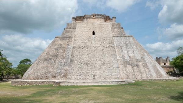 7 Amazing Pyramids Around the World