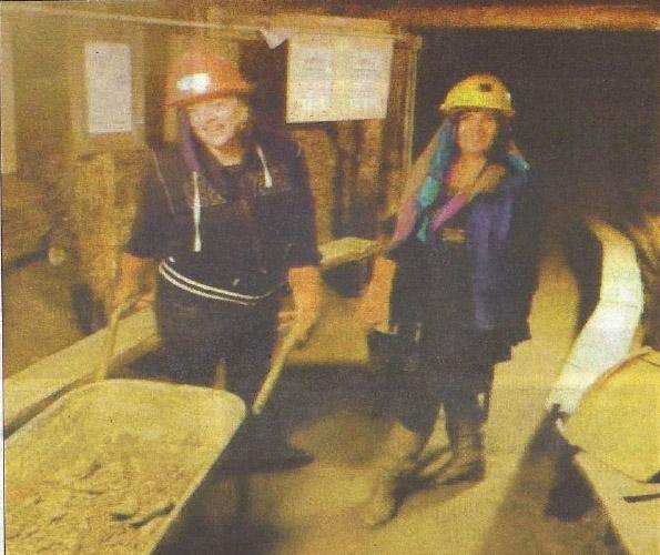 Amela Radan i Bisera Boškailo pomažu u iskopavanju bosanskih piramida