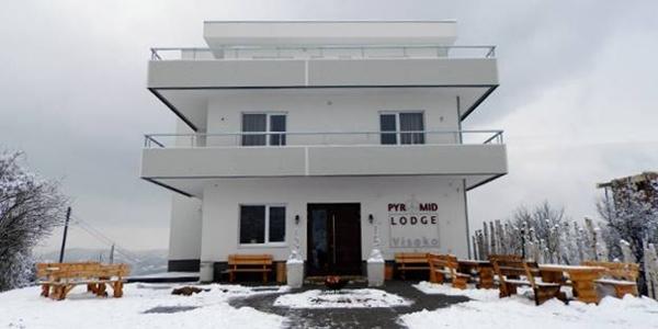 U POVODU OTVARANJA JOŠ JEDNOG HOTELA U VISOKOM
