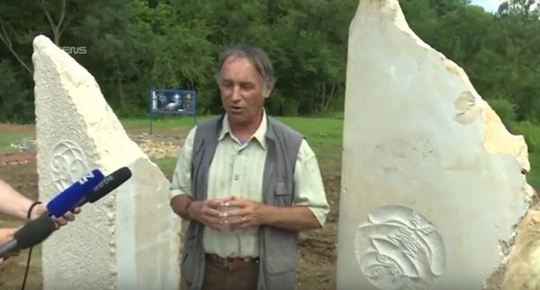 Marko Pogačnik poklonio Megalitni krug bosanskim piramidama