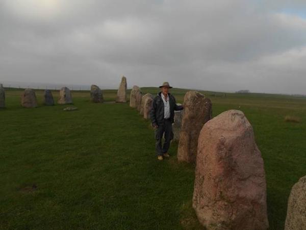 ALES STENAR – MEGALITNI OVAL NA JUGU ŠVEDSKE