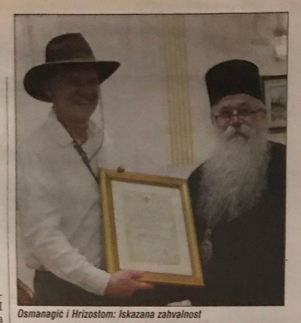 Mitropolit Hrizostom uručio zahvalnicu zahvalnosti dr. Osmanagiću (Avaz 21.11.2020.)