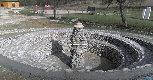 FONTANA ŽELJA , NOVA ATRAKTIVNA INSTALACIJA U PARKU „RAVNE 2“