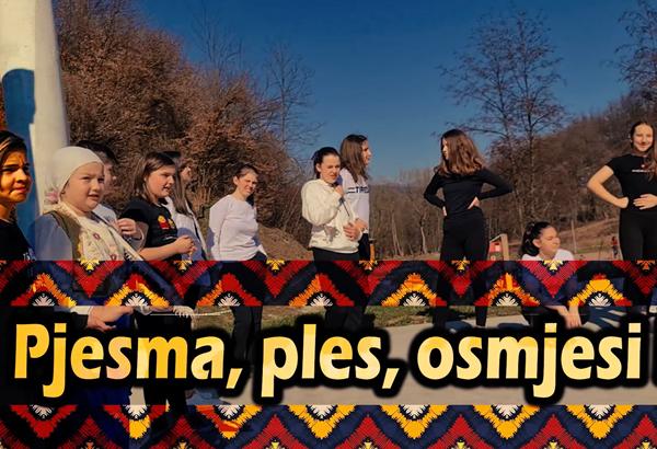 Pjesma, ples, osmjesi i sunce u parku ‘Ravne 2’