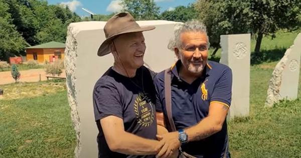 POZNATI NA PIRAMIDAMA – GLUMAC DRAGAN MARINKOVIĆ MACA