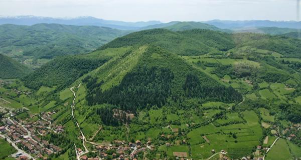 Semir Osmanagic presented new Discoveries and Attractions in the Bosnian Pyramids