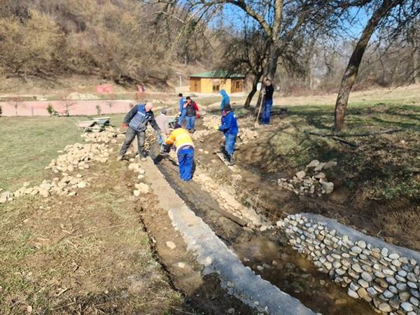 JOŠ 42 METRA OBALOUTVRDE U PARKU ‘RAVNE 2’