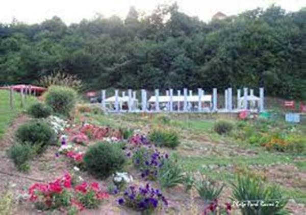 SPEKTAKULARNA SEZONA 2022. U PARKU RAVNE 2